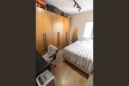 Apartamento à venda com 78m², 3 quartos e 1 vaga Apartamento à venda com 78m², 3 quartos e 1 vagaQUARTO 2