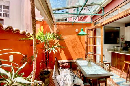 Apartamento para alugar com 140m², 3 quartos e 1 vaga Apartamento para alugar com 140m², 3 quartos e 1 vagaVaranda