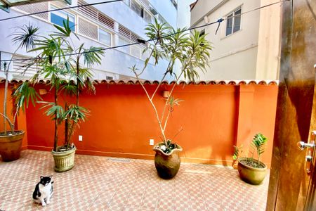 Apartamento para alugar com 140m², 3 quartos e 1 vaga Apartamento para alugar com 140m², 3 quartos e 1 vagaVaranda suíte 2