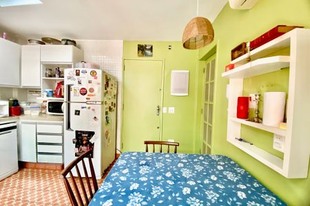 Apartamento para alugar com 140m², 3 quartos e 1 vaga Apartamento para alugar com 140m², 3 quartos e 1 vagaCozinha