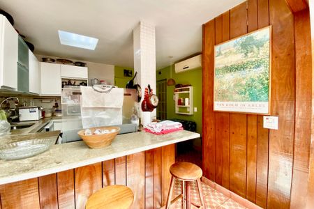 Apartamento para alugar com 140m², 3 quartos e 1 vaga Apartamento para alugar com 140m², 3 quartos e 1 vagaCozinha