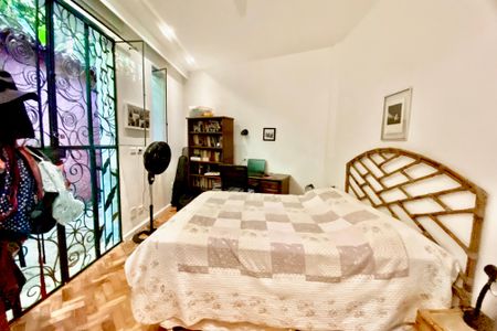 Apartamento para alugar com 140m², 3 quartos e 1 vaga Apartamento para alugar com 140m², 3 quartos e 1 vagaSuite