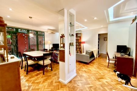 Apartamento para alugar com 140m², 3 quartos e 1 vaga Apartamento para alugar com 140m², 3 quartos e 1 vagaSala