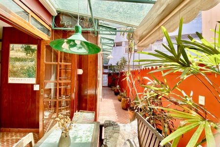 Apartamento para alugar com 140m², 3 quartos e 1 vaga Apartamento para alugar com 140m², 3 quartos e 1 vagaVaranda