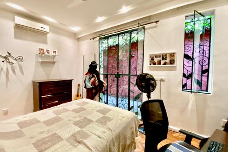 Apartamento para alugar com 140m², 3 quartos e 1 vaga Apartamento para alugar com 140m², 3 quartos e 1 vagaSuite