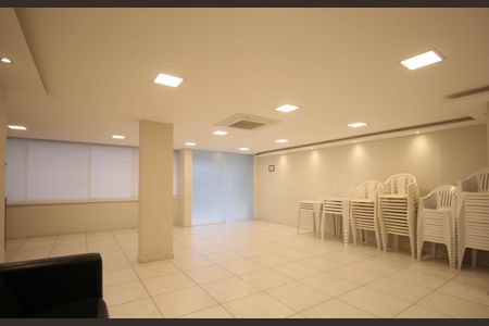 Apartamento para alugar com 92m², 4 quartos e 1 vagaÁrea comum - Salão de festas