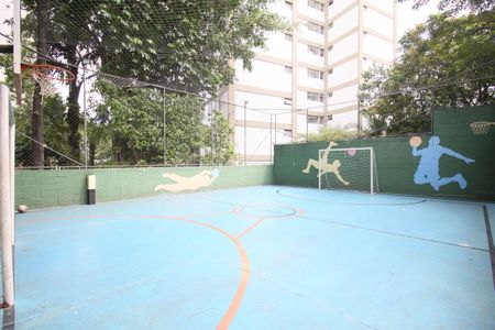 Apartamento para alugar com 92m², 4 quartos e 1 vagaQuadra Esportiva