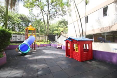 Apartamento para alugar com 92m², 4 quartos e 1 vagaÁrea comum - Playground