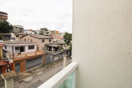 Apartamento à venda com 108m², 2 quartos e 2 vagas Apartamento à venda com 108m², 2 quartos e 2 vagasSacada do Quarto 1