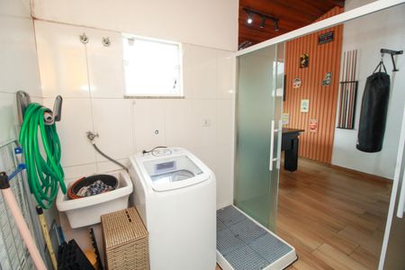 Apartamento à venda com 108m², 2 quartos e 2 vagas Apartamento à venda com 108m², 2 quartos e 2 vagasÁrea de Serviço