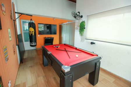 Apartamento à venda com 108m², 2 quartos e 2 vagas Apartamento à venda com 108m², 2 quartos e 2 vagasEspaço de Jogos