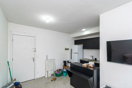 Sala de apartamento para alugar com 1 quarto, 34m² em Vista Alegre, Rio de Janeiro