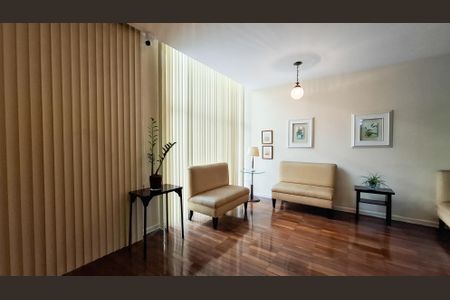 Apartamento à venda com 76m², 2 quartos e 1 vagaHall Social