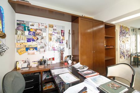 Apartamento à venda com 76m², 2 quartos e 1 vagaQuarto 2