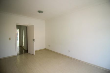 Casa para alugar com 140m², 3 quartos e 2 vagas Casa para alugar com 140m², 3 quartos e 2 vagasQuarto Suíte