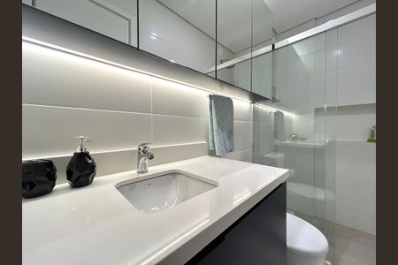 Apartamento para alugar com 52m², 1 quarto e 1 vaga Apartamento para alugar com 52m², 1 quarto e 1 vagaBanheiro