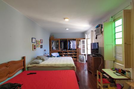 Casa à venda com 380m², 4 quartos e sem vagaSuíte 2