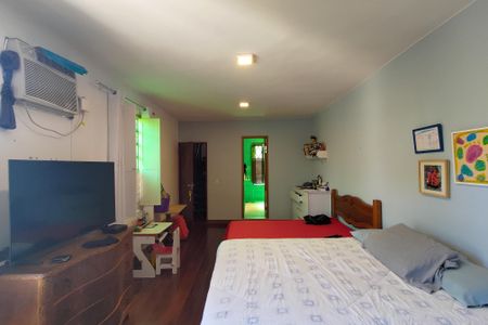 Casa à venda com 380m², 4 quartos e sem vagaSuíte 2