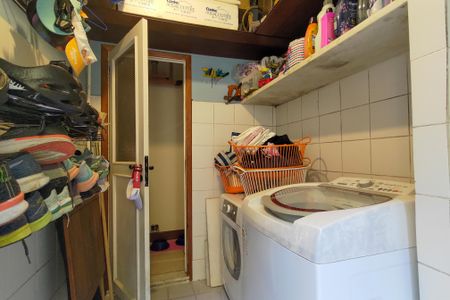 Casa à venda com 380m², 4 quartos e sem vagaÁrea de Serviço