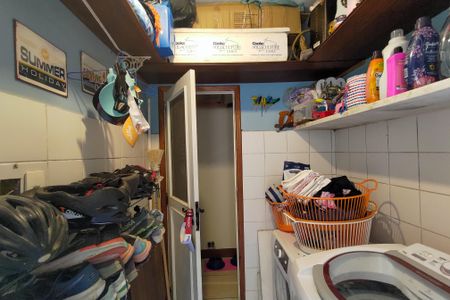 Casa à venda com 380m², 4 quartos e sem vagaÁrea de Serviço