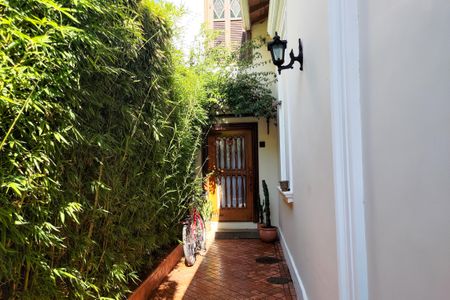 Casa à venda com 380m², 4 quartos e sem vagaEntrada