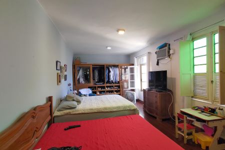 Casa à venda com 380m², 4 quartos e sem vagaSuíte 2