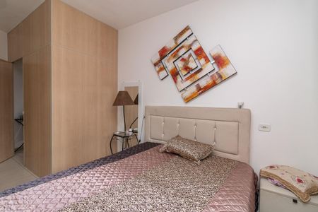 Casa para alugar com 300m², 4 quartos e 2 vagasQuarto