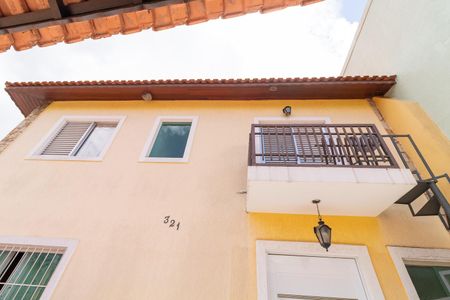 Casa para alugar com 300m², 4 quartos e 2 vagasFachada