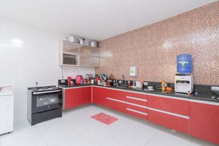 Casa para alugar com 300m², 4 quartos e 2 vagasCozinha