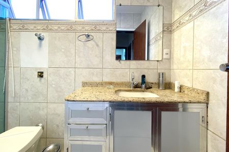 Apartamento à venda com 88m², 3 quartos e 1 vagaBanheiro