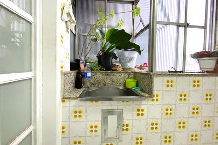 Apartamento à venda com 88m², 3 quartos e 1 vagaÁrea de Serviço