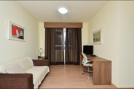 Sala  de apartamento para alugar com 1 quarto, 40m² em Barro Preto, Belo Horizonte