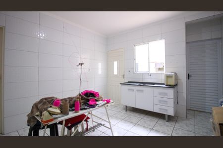 Casa para alugar com 1 quarto, 28m² em Vila Fatima, São Paulo