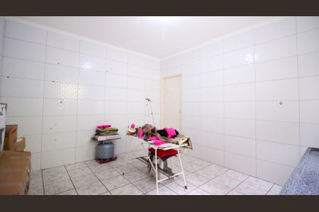 Casa para alugar com 1 quarto, 28m² em Vila Fatima, São Paulo