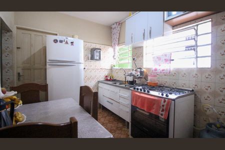 Casa à venda com 150m², 3 quartos e 2 vagasCozinha