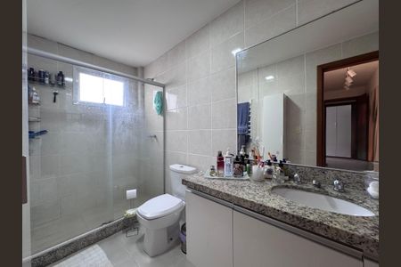 Apartamento à venda com 157m², 4 quartos e 3 vagasSuíte 1 - Banheiro