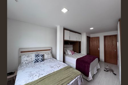 Apartamento à venda com 157m², 4 quartos e 3 vagasSuíte 2