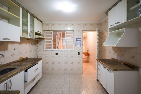 Cozinha de casa de condomínio para alugar com 3 quartos, 100m² em Jardim Marajoara, São Paulo