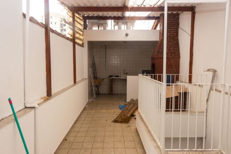 Casa de condomínio para alugar com 100m², 4 quartos e 2 vagasChurrasqueira