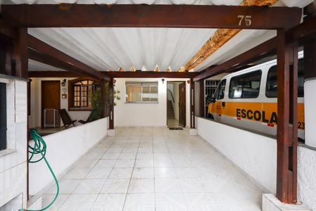 Garagem de casa de condomínio para alugar com 3 quartos, 100m² em Jardim Marajoara, São Paulo