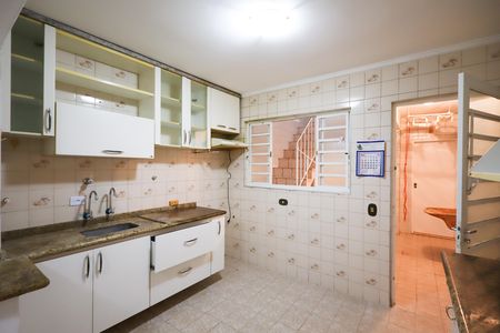 Cozinha de casa de condomínio para alugar com 3 quartos, 100m² em Jardim Marajoara, São Paulo