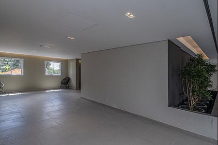 Apartamento à venda com 42m², 2 quartos e 1 vagahall social_4