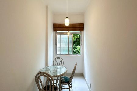 Apartamento para alugar com 1 quarto, 40m² em Leme, Rio de Janeiro