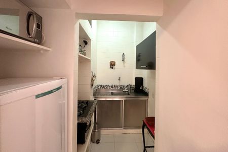 Apartamento para alugar com 1 quarto, 40m² em Leme, Rio de Janeiro