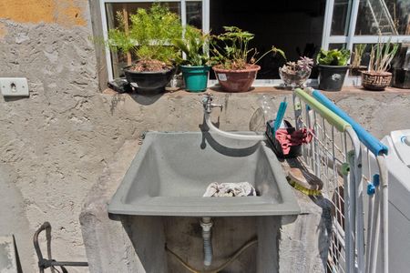 Casa para alugar com 60m², 3 quartos e 1 vagaÁrea de Serviço