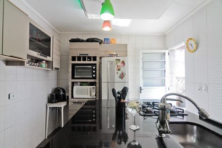 Casa para alugar com 60m², 3 quartos e 1 vagaCozinha