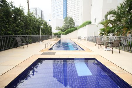 Apartamento para alugar com 55m², 2 quartos e 1 vagaÁrea comum - Piscina
