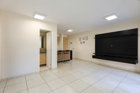 Sala de apartamento para alugar com 1 quarto, 55m² em Parque Reboucas, São Paulo