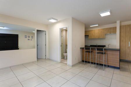 Sala de apartamento para alugar com 1 quarto, 55m² em Parque Reboucas, São Paulo