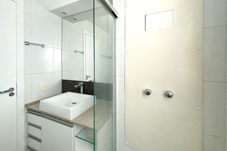 Apartamento para alugar com 127m², 4 quartos e 3 vagasBanheiro da Suíte 1